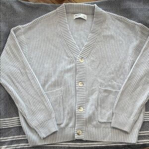 Hollister Men's Light Gray Cardigan Sweater